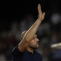 Jadson Viera en el partido entre Progreso y Nacional Jadson Viera en el partido entre Progreso y Nacional