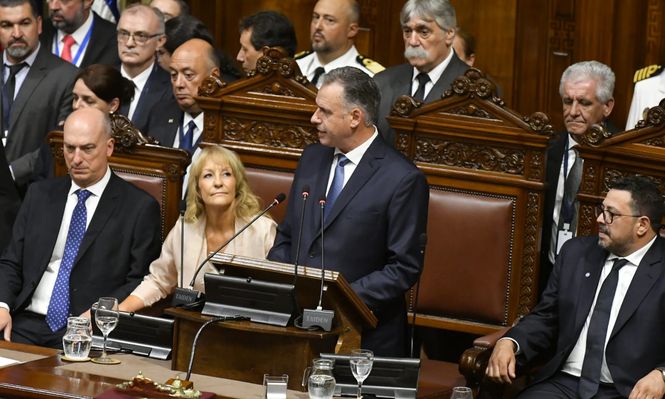 No comienza un tiempo de refundación: el primer discurso de Yamandú Orsi como presidente de la República