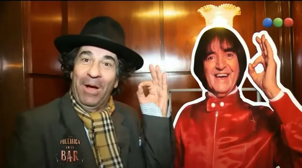 Minguito en su visita a la casa de Carlitos Balá, en 2016