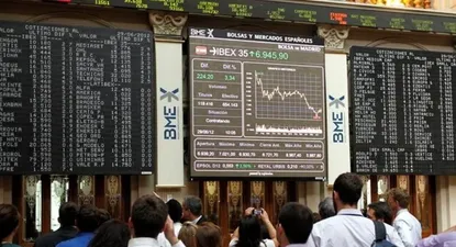 La Bolsa de Msdrid abrió con una fuerte ssuba este viernes tras conocerse la capitalización de la banca y la recompra de deuda