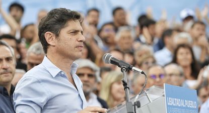 Axel Kicillof encabeza la avanzada de los intendentes contra Javier Milei.&nbsp;