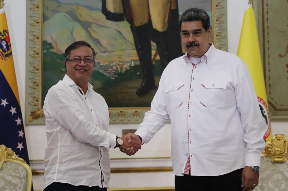 Gustavo Petro y Nicolás Maduro.