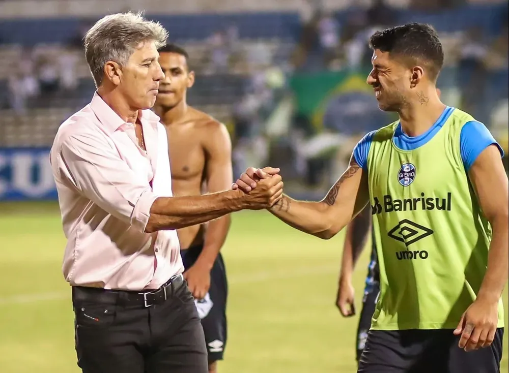 Renato y Luis Suárez