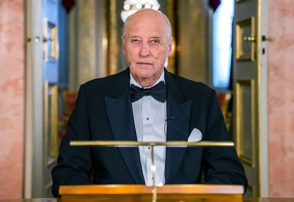 En el trono desde hace 33 años, el rey Harald sufrió una operación del corazón, diversos trastornos respiratorios e infecciones como la anunciada este martes.