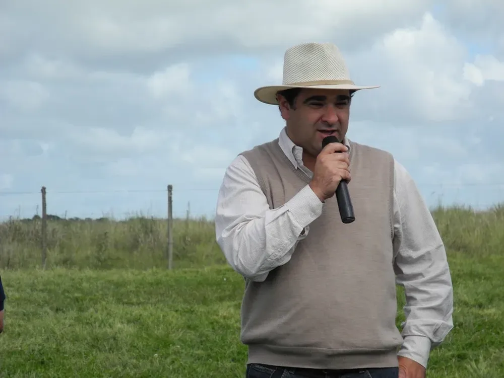 Martinicorena valoró la jornada sobre riego en pasturas