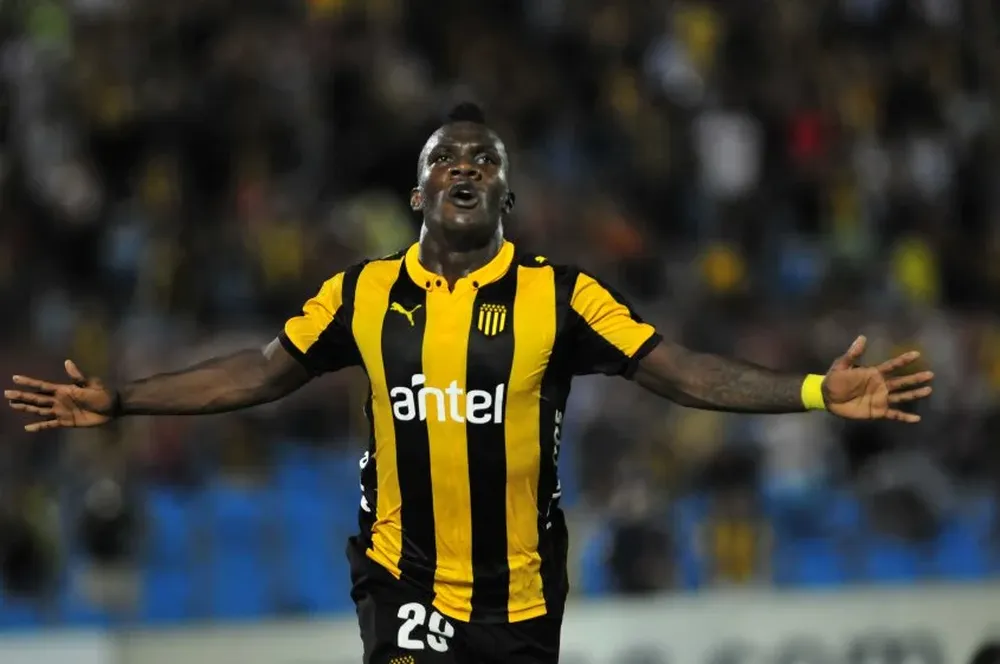 Miguel Murillo volvió a festejar; hizo doblete