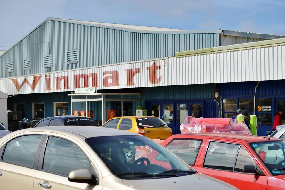 Facahada del centro mayorista Winmart