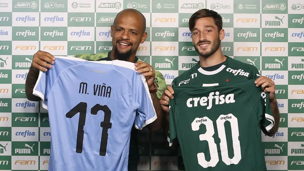 La presentación de Matías Viña en Palmeiras
