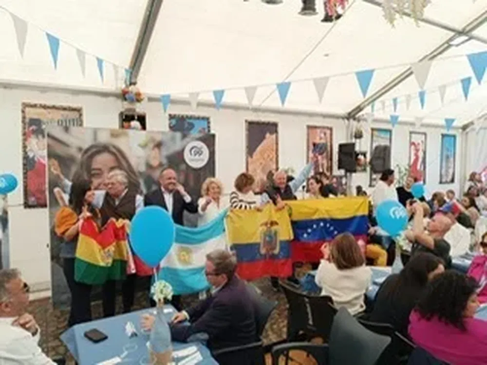 Acto del Partido Popular en Barcelona, con fuerte presencia latinoamericana.