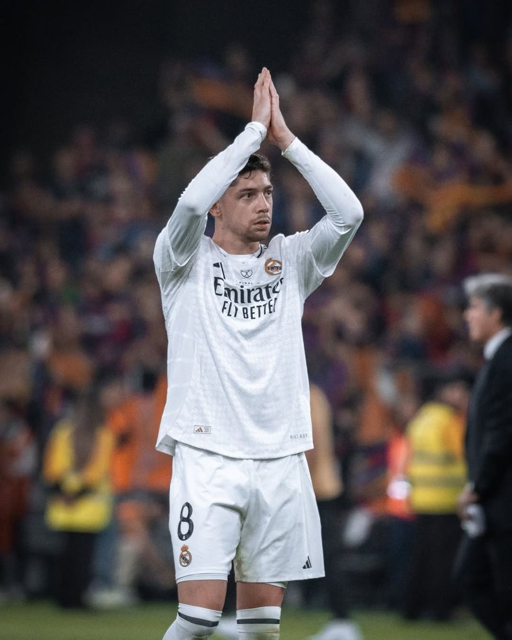 Federico Valverde le pidió disculpas a los hinchas de Real Madrid por perder la final de la Copa del Rey ante Barcelona Federico Valverde le pidió disculpas a los hinchas de Real Madrid por perder la final de la Copa del Rey ante Barcelona