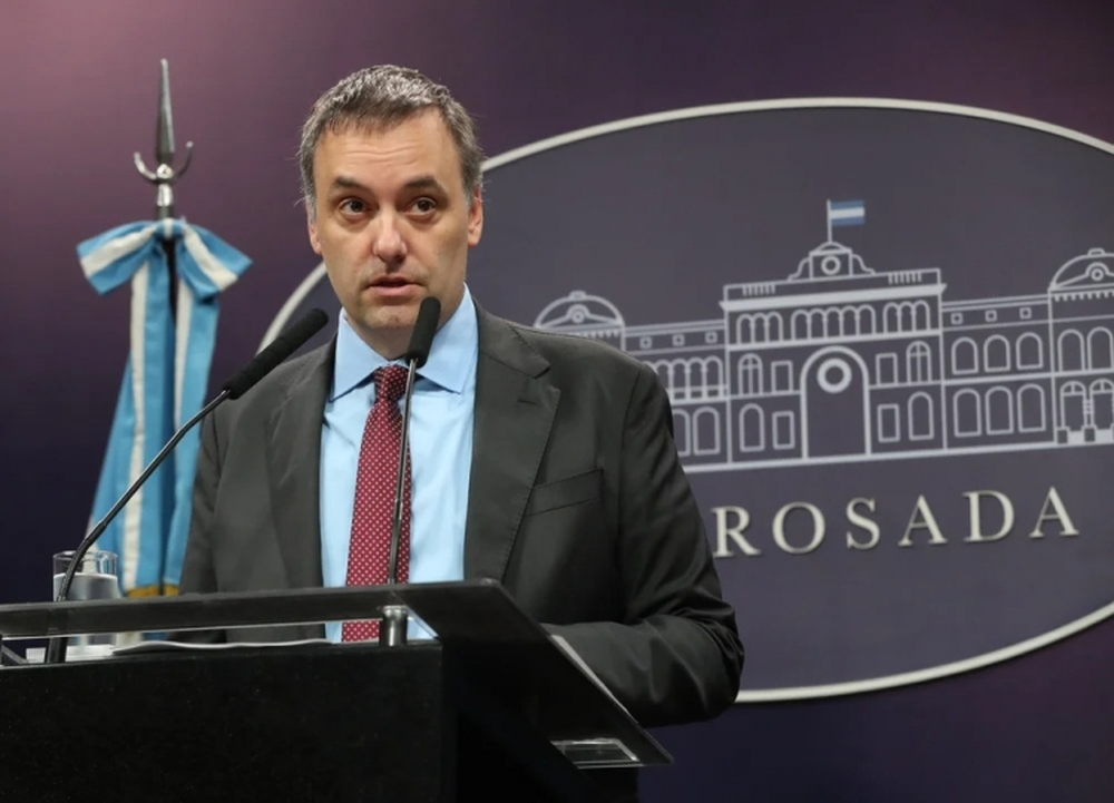 Manuel Adorni