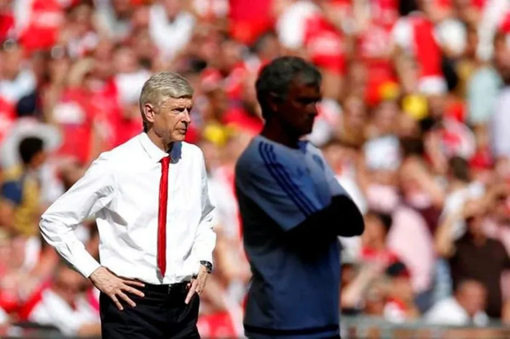 Esta vez le tocó sonreír a Wenger