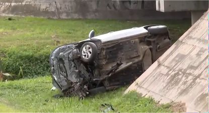 Mujer chocó contra baranda y cayó desde el puente de Ruta 5