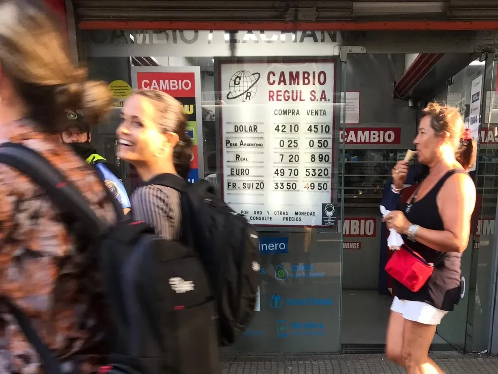 El precio del dólar subió en Uruguay y también en la región.