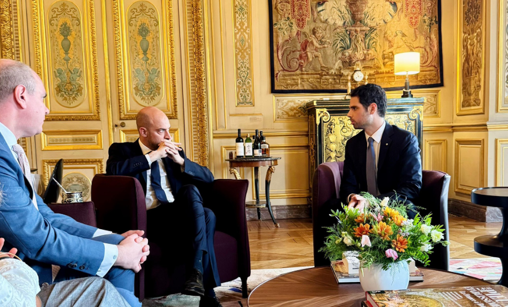 Ian Sielecki y Jean-Noël Barrot