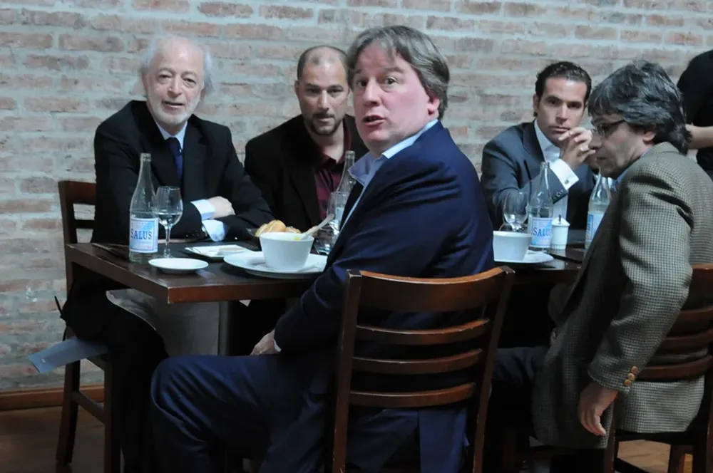 De la izquierda: Juan Carlos López Mena, Juan Patricio López, Fernando Lorenzo, Hernán Antonio Calvo Sánchez, Gabriel Papa