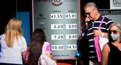 Pizarra de cambio. (Foto archivo)
