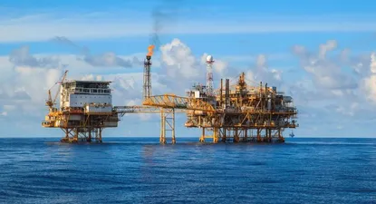 La razón por la que el lunes se disparó el precio del petróleo