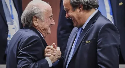 Platini dice que nunca amenazó a Blatter con mandarlo a prisión