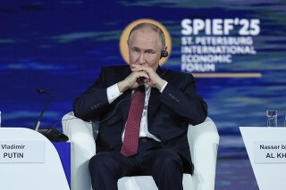 Vladimir Putin en el Foro Económico Internacional de San Petersburgo