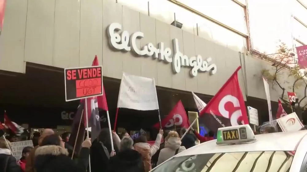 Protesta de trabajadores en El Corte Inglés de Madrid