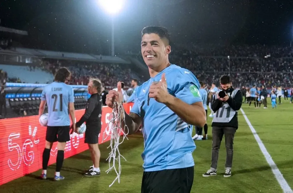 El último partido de Uruguay contra Perú por Eliminatorias, en marzo, pudo ser el último de los históricos futbolistas celestes ante su público en el Estadio Centenario