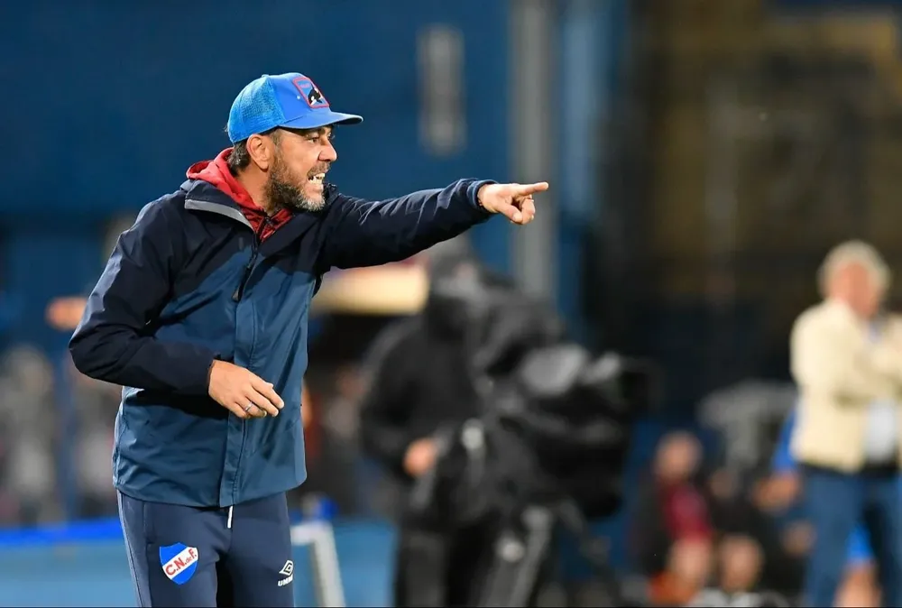 El Chino salió a dar la cara tras una nueva derrota tricolor