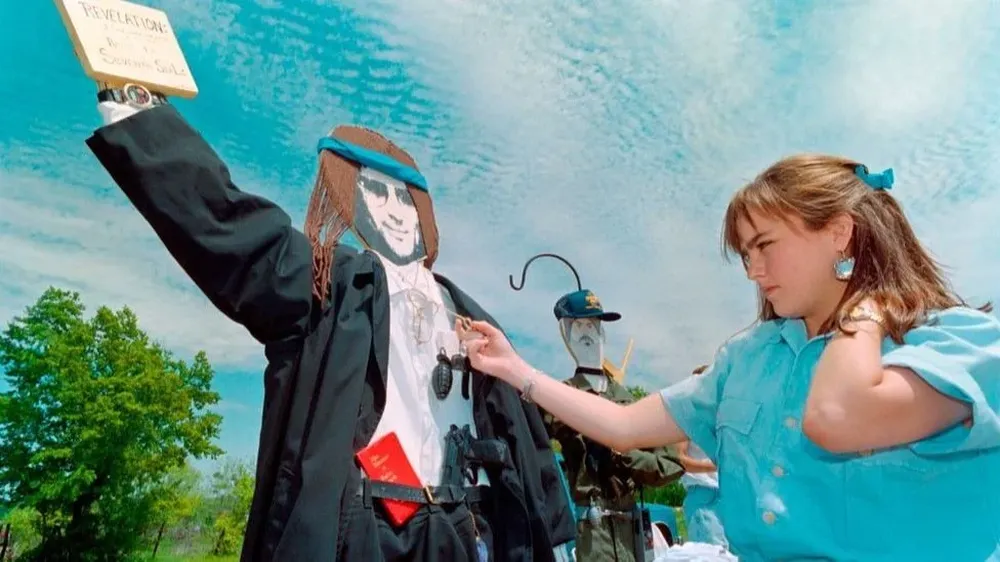 Una figura de cartón del líder de la Rama Davidiana, David Koresh. Rick Ross ayudó a algunos de sus seguidores a dejar el culto, en la década de 1990