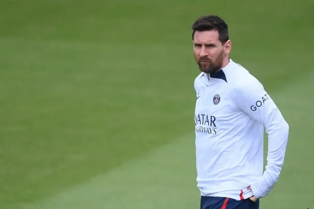 Messi en la práctica de este viernes de PSG