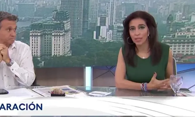 Los conductores del noticiero pidieron disculpas al aire