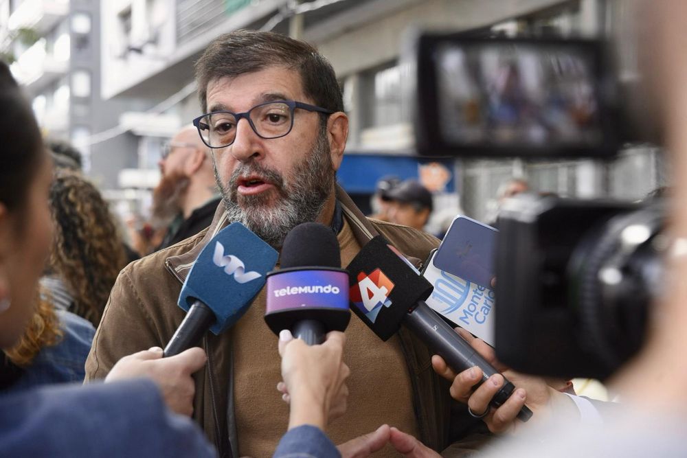 El presidente del Frente Amplio, Fernando Pereira, en el acto por el Día de los Trabajadores &nbsp;
