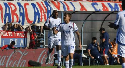 Recoba convirtió el 1-0 para Nacional