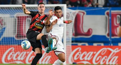 Maximiliano Juambeltz de Fénix y Diego Polenta de Nacional