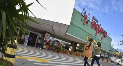 Retoman diálogo en Tienda Inglesa por quita de beneficios