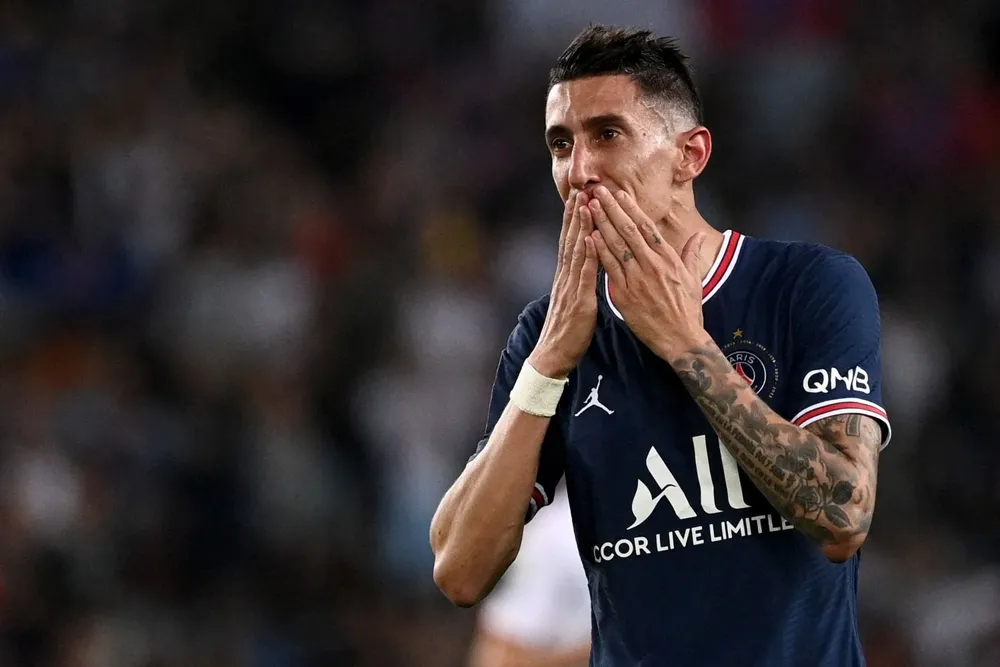 Ángel Di María se despidió de PSG con lágrimas en los ojos