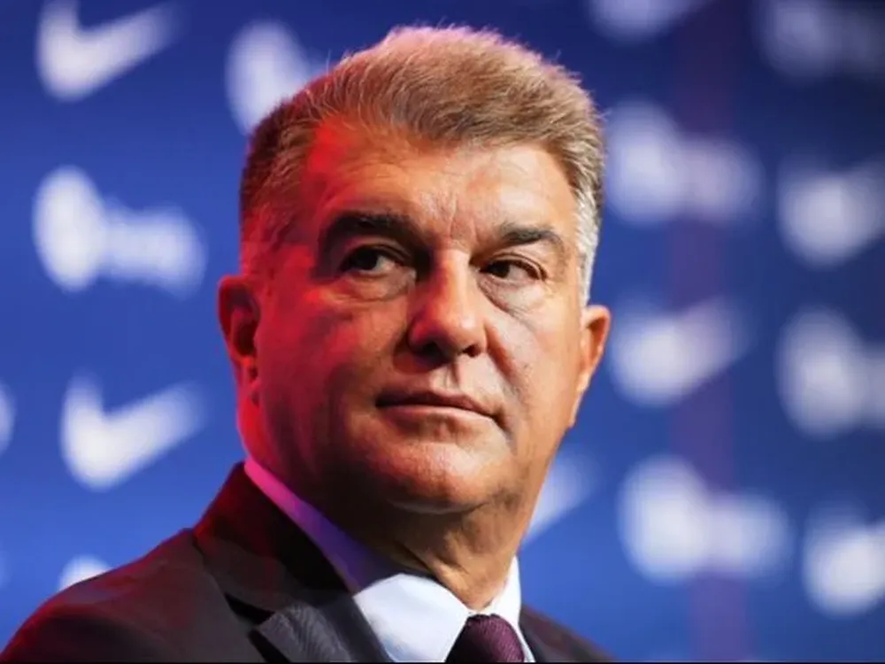 El Barça maneja diversas opciones.