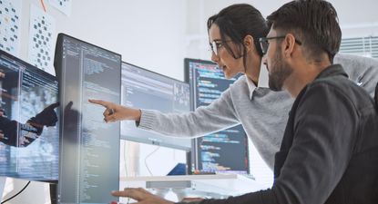 Se estima que las habilidades más valoradas serán el pensamiento analítico y creativo, la capacitación en IA y big data, el liderazgo y la curiosidad y el aprendizaje continuo.