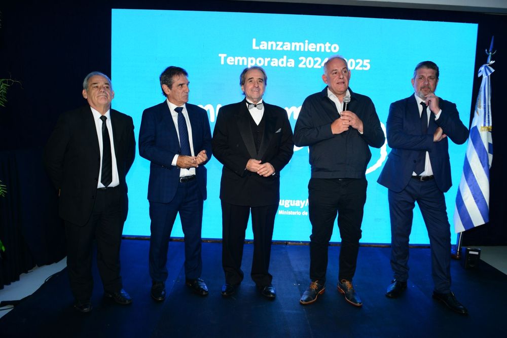 Uruguay presentó su propuesta para la temporada de verano 2025 durante un exclusivo cocktail en el Faena Art Center.
