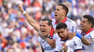 Nacional festeja el gol de Federico Santander ante Peñarol