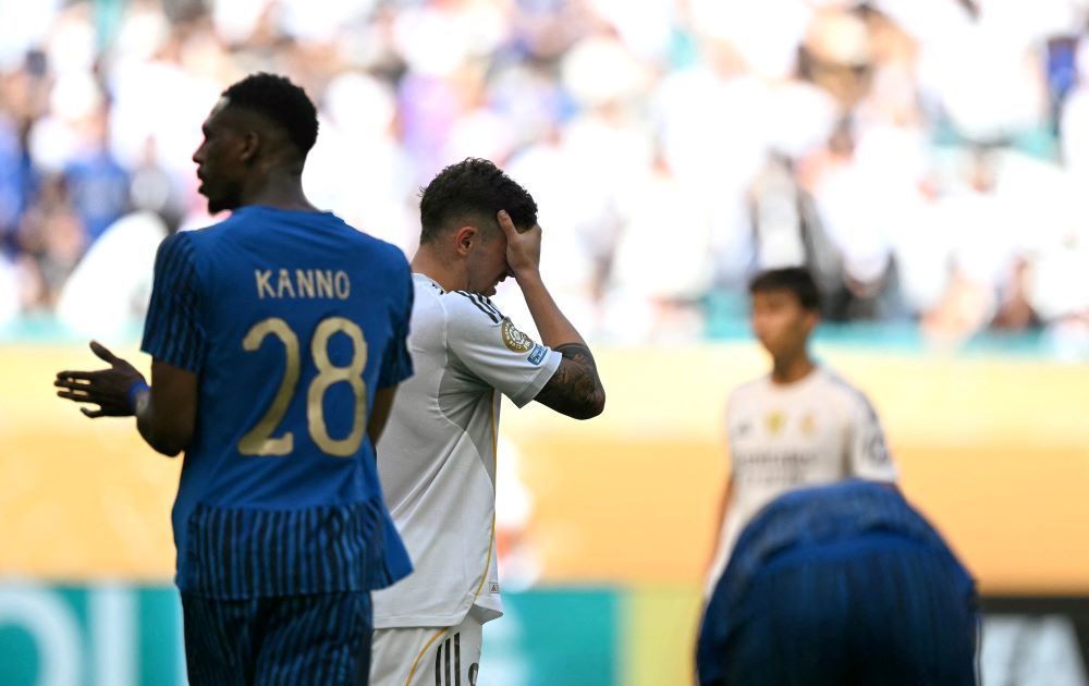 Federico Valverde se lamenta luego de su penal errado para Real Madrid en la hora, ante Al-Hilal por el Mundial de Clubes