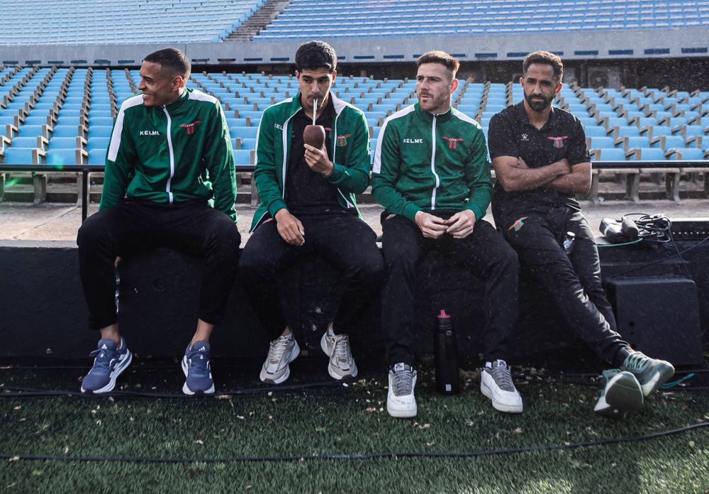 Los jugadores de Boston River antes del encuentro ante Peñarol
