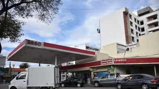 Con menos nafta en estaciones y críticas, camioneros levantaron medidas