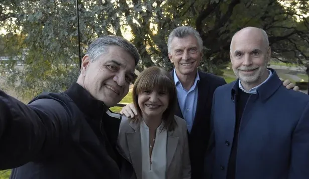 Foto de unidad en la semana de cierre