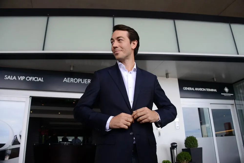 Juan Sartori este lunes, en su llegada a Uruguay