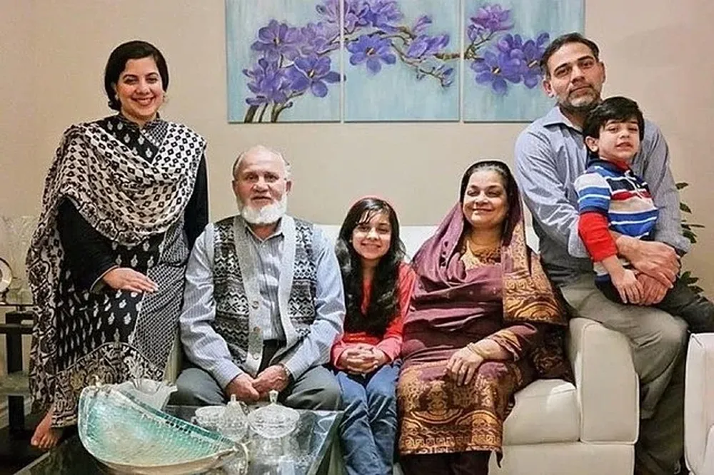 La familia musulmana que Nathaniel Veltman atropelló en Toronto en 2021, matando a cuatro de sus miembros.