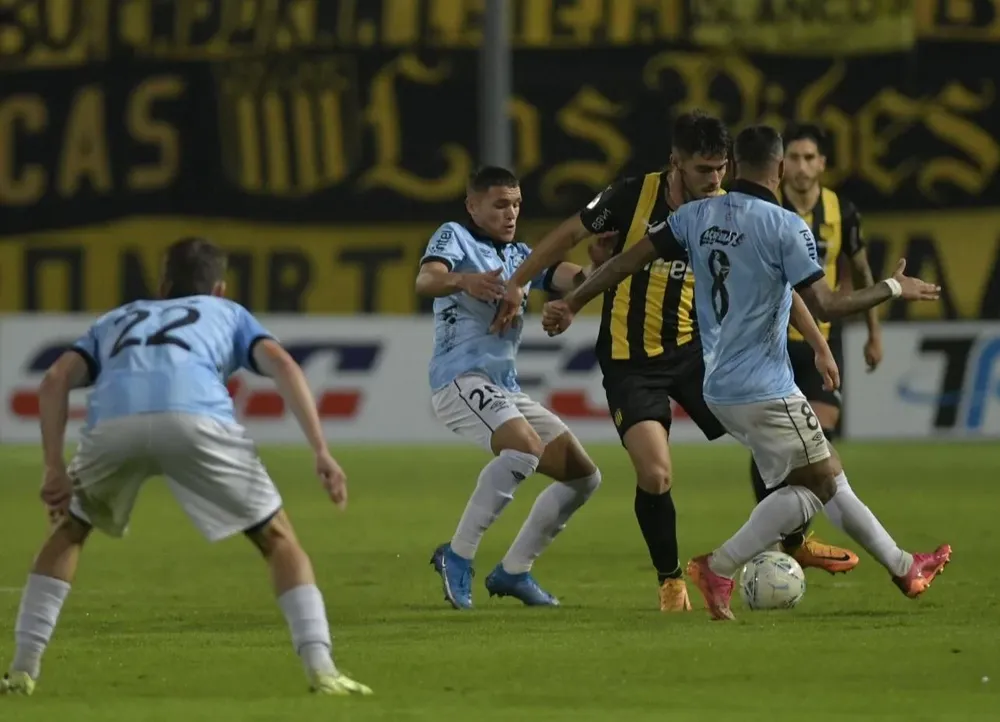 Edgar Elizalde, pilar del fondo aurinegro