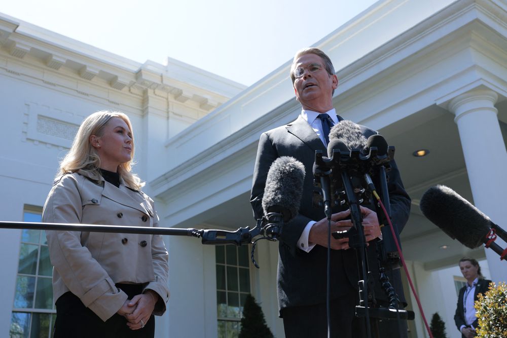 Scott Bessent en la Casa Blanca - 9-4 - AFP.jpg