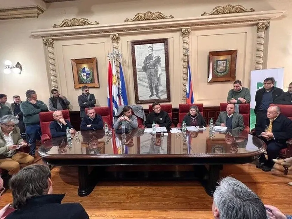 Lacalle y Delgado reunidos con el comité de emergencia