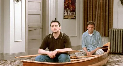 Matt LeBlanc y Matthew Perry en Friends