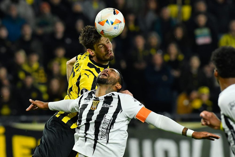 Felipe Avenatti debutó en Peñarol ante The Strongest por la Copa Libertadores